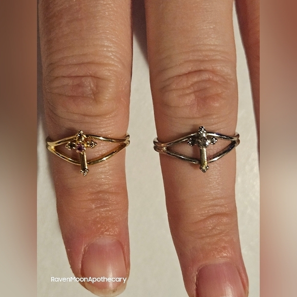 2 Cross Rings - Picture 2 of 5